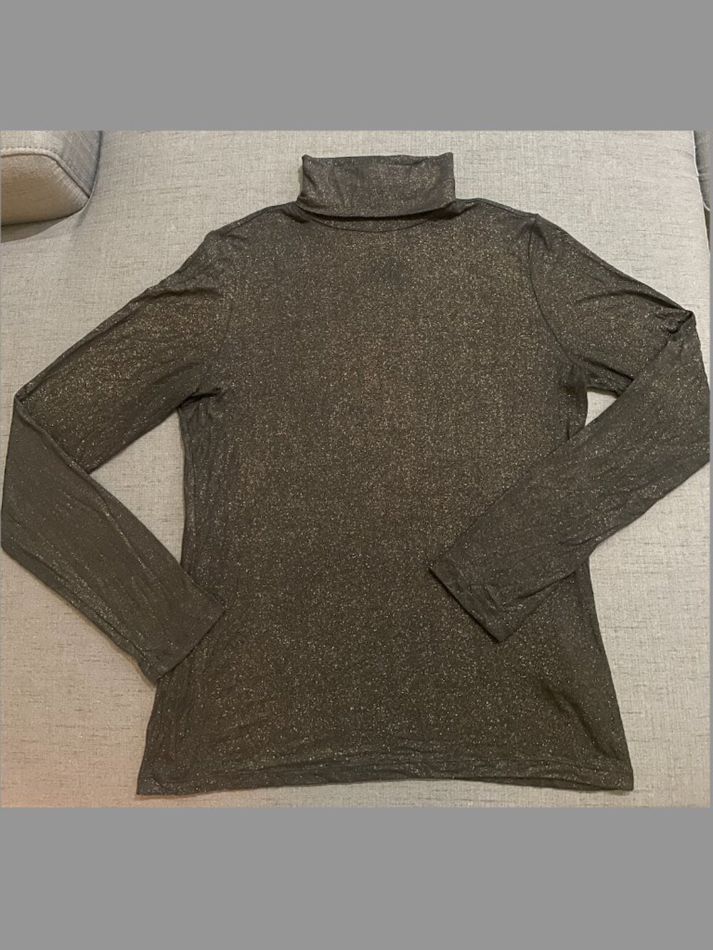 Banana Republic Black and Gold Metallic Shimmer Soft Modal Turtleneck Top SZ M
